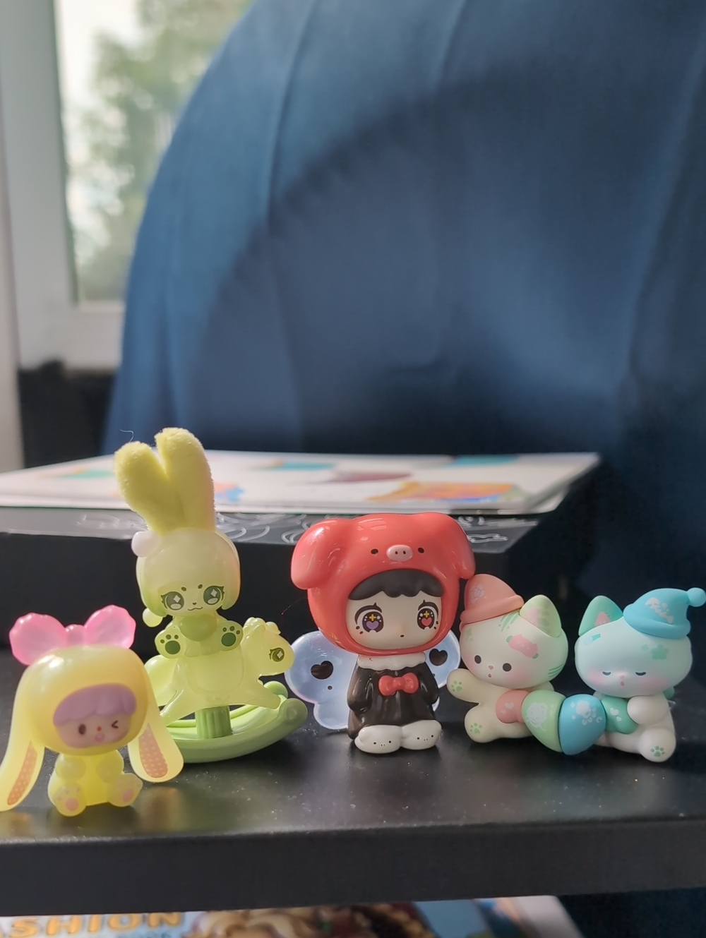⭐Bundle Of (6) Special Edition Mini Figures (Beans)